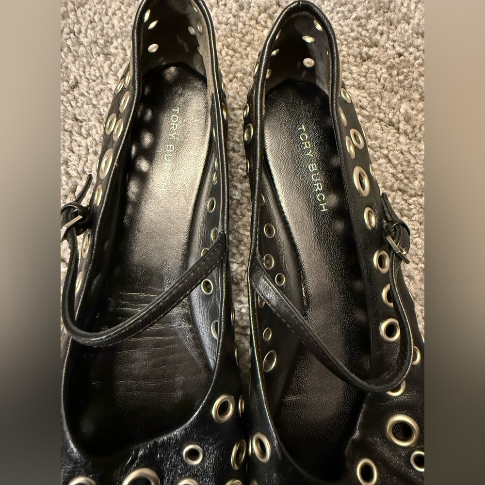Tory Burch EYELET MARY JANE BALLET-size 6 - Picture 4 of 6